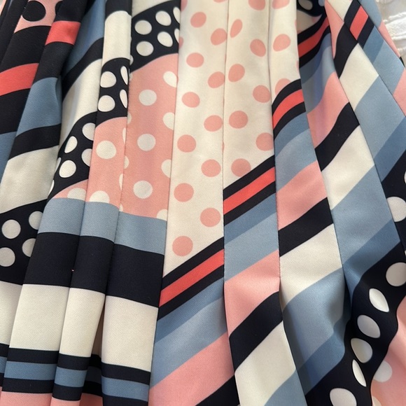 Vince Camuto Dress sz 4 - Picture 9 of 11